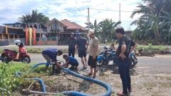 Gangguan Distribusi Air Akibat Penyumbatan Pipa di Kelurahan Kali, PERUMDAM Motanang Lakukan Pemutusan Sementara dan Kerahkan Alat Alkon Untuk Perbaikan Mendesak